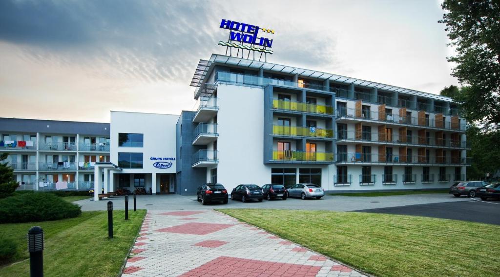 Hotel Wolin 미엥지즈드로예 외부 사진